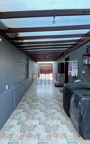 Casa à venda com 118m², 3 quartos e 1 vaga