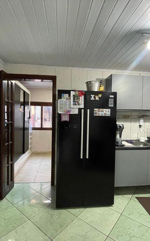 Casa à venda com 118m², 3 quartos e 1 vaga