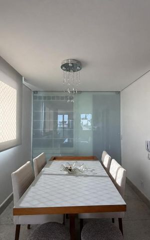 Apartamento à venda com 234m², 3 quartos e 2 vagas Apartamento à venda com 234m², 3 quartos e 2 vagasSala