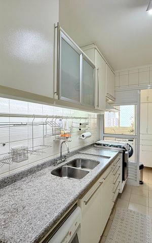 Apartamento para alugar com 120m², 4 quartos e 3 vagas Apartamento para alugar com 120m², 4 quartos e 3 vagasCozinha