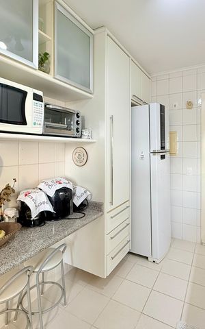 Apartamento para alugar com 120m², 4 quartos e 3 vagas Apartamento para alugar com 120m², 4 quartos e 3 vagasCozinha