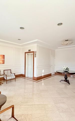 Apartamento para alugar com 120m², 4 quartos e 3 vagas Apartamento para alugar com 120m², 4 quartos e 3 vagasHall Social Bloco
