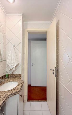 Apartamento para alugar com 120m², 4 quartos e 3 vagas Apartamento para alugar com 120m², 4 quartos e 3 vagasBanheiro Social