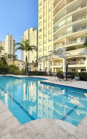 Apartamento para alugar com 120m², 4 quartos e 3 vagas Apartamento para alugar com 120m², 4 quartos e 3 vagasPiscina