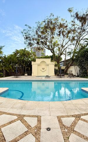 Apartamento para alugar com 120m², 4 quartos e 3 vagas Apartamento para alugar com 120m², 4 quartos e 3 vagasPiscina