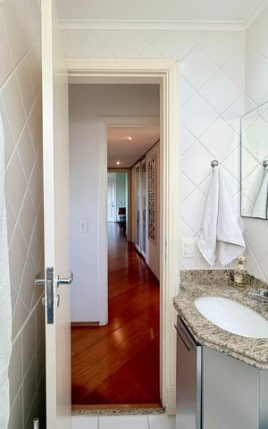 Apartamento para alugar com 120m², 4 quartos e 3 vagas Apartamento para alugar com 120m², 4 quartos e 3 vagasBanheiro Suíte 1