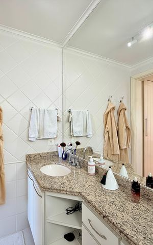 Apartamento para alugar com 120m², 4 quartos e 3 vagas Apartamento para alugar com 120m², 4 quartos e 3 vagasBanheiro Suíte 2