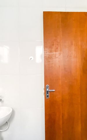 Casa de condomínio para alugar com 70m², 2 quartos e 1 vaga Casa de condomínio para alugar com 70m², 2 quartos e 1 vagaBanheiro da Suíte 2