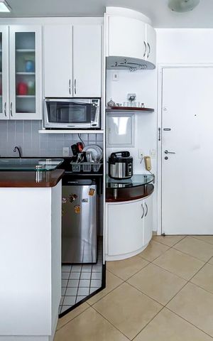 Apartamento à venda com 30m², 1 quarto e 1 vaga
