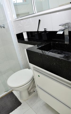 Apartamento para alugar com 46m², 2 quartos e 1 vaga Apartamento para alugar com 46m², 2 quartos e 1 vagaDetalhe - Banheiro Social