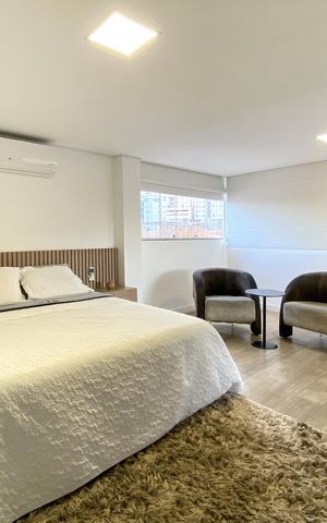 Apartamento à venda com 300m², 4 quartos e 3 vagas Apartamento à venda com 300m², 4 quartos e 3 vagasSuite 1