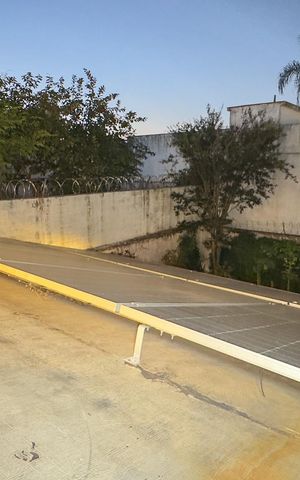 Casa para alugar com 500m², 2 quartos e 2 vagasSacada