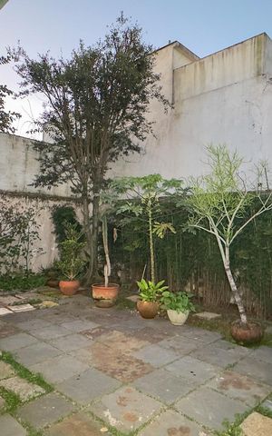 Casa para alugar com 500m², 2 quartos e 2 vagasÁrea externa