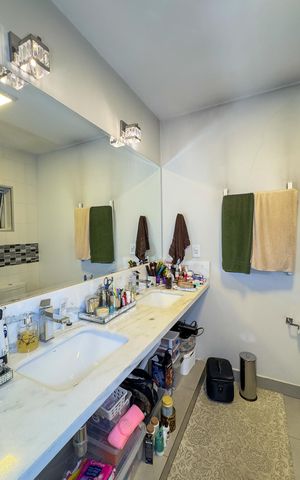 Casa para alugar com 500m², 2 quartos e 2 vagasBanheiro da Suíte 2