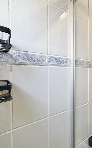 Apartamento à venda com 56m², 2 quartos e 1 vaga Apartamento à venda com 56m², 2 quartos e 1 vagaBanheiro