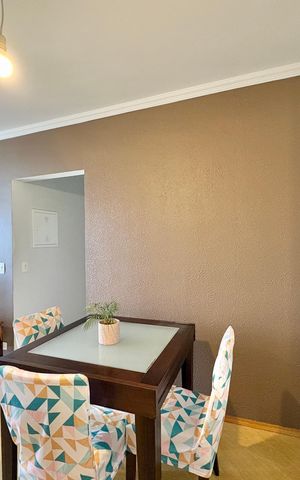 Apartamento à venda com 56m², 2 quartos e 1 vaga Apartamento à venda com 56m², 2 quartos e 1 vagaSala de Jantar