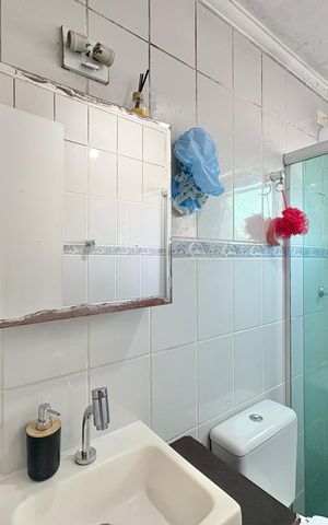 Apartamento à venda com 56m², 2 quartos e 1 vaga Apartamento à venda com 56m², 2 quartos e 1 vagaBanheiro