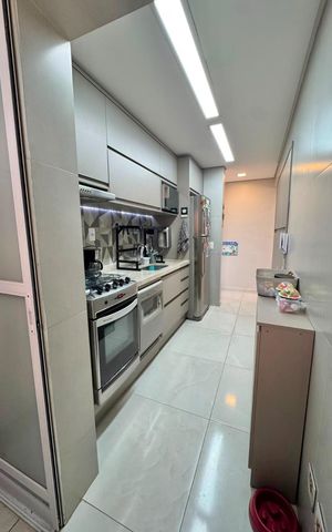 Apartamento à venda com 77m², 3 quartos e 2 vagas