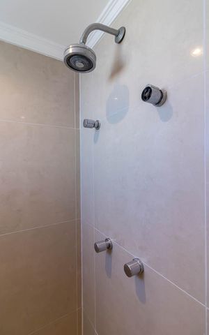 Apartamento à venda com 163m², 3 quartos e 3 vagasBanheiro da Suíte 1