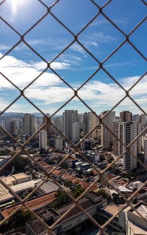 Apartamento à venda com 163m², 3 quartos e 3 vagasVaranda da Suíte 1 - Vista