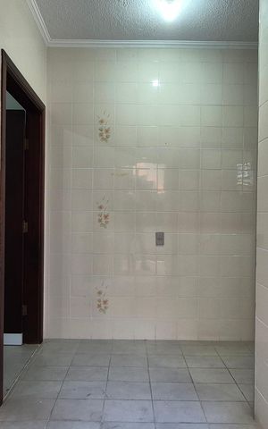 Casa à venda com 217m², 3 quartos e 4 vagas Casa à venda com 217m², 3 quartos e 4 vagasArea de serviço