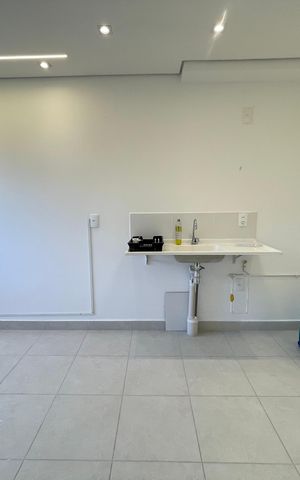 Apartamento para alugar com 32m², 2 quartos e sem vaga Apartamento para alugar com 32m², 2 quartos e sem vagaCozinha e Área de Serviço