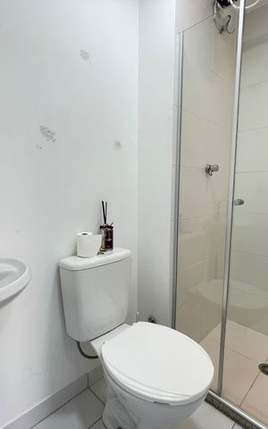 Apartamento para alugar com 32m², 2 quartos e sem vaga Apartamento para alugar com 32m², 2 quartos e sem vagaBanheiro