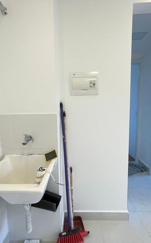 Apartamento para alugar com 32m², 2 quartos e sem vaga Apartamento para alugar com 32m², 2 quartos e sem vagaCozinha e Área de Serviço