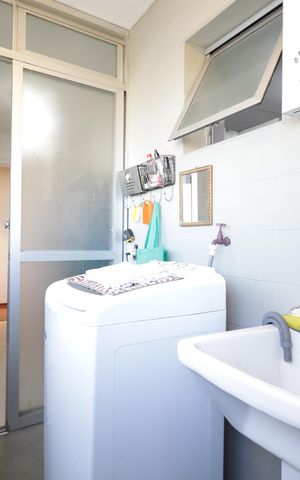 Apartamento à venda com 74m², 2 quartos e 1 vagaÁrea de Serviço
