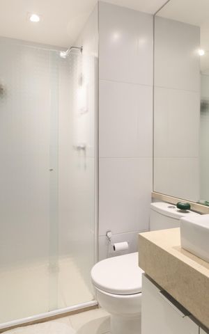 Apartamento à venda com 48m², 2 quartos e 1 vaga Apartamento à venda com 48m², 2 quartos e 1 vagaBanheiro