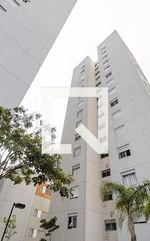 Apartamento à venda com 48m², 2 quartos e 1 vaga Apartamento à venda com 48m², 2 quartos e 1 vagaFachada