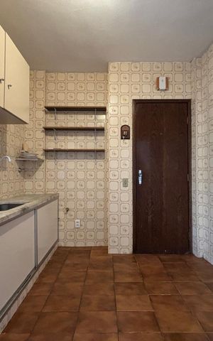 Apartamento à venda com 94m², 3 quartos e 2 vagas Apartamento à venda com 94m², 3 quartos e 2 vagasCozinha
