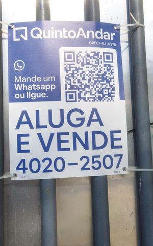 Casa à venda com 120m², 4 quartos e 2 vagasPlaquinha