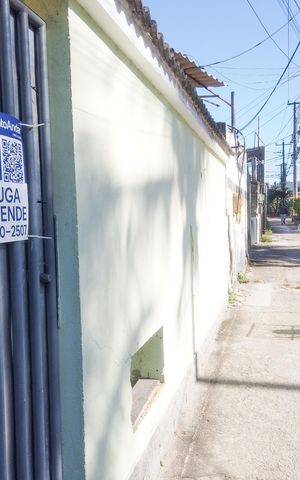 Casa à venda com 120m², 4 quartos e 2 vagasFachada