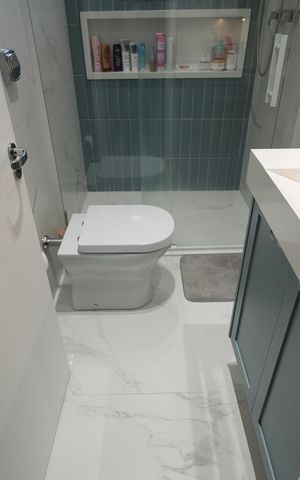 Casa à venda com 275m², 4 quartos e 4 vagasBanheiro Social
