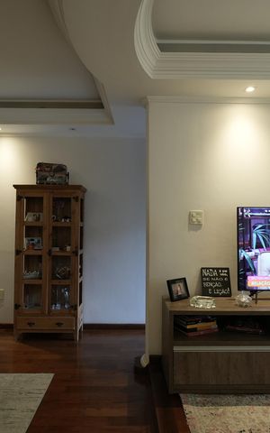 Casa à venda com 275m², 4 quartos e 4 vagasSala