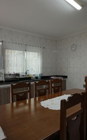 Casa à venda com 275m², 4 quartos e 4 vagasCozinha