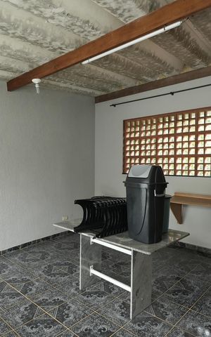 Casa à venda com 275m², 4 quartos e 4 vagasÁrea gourmet