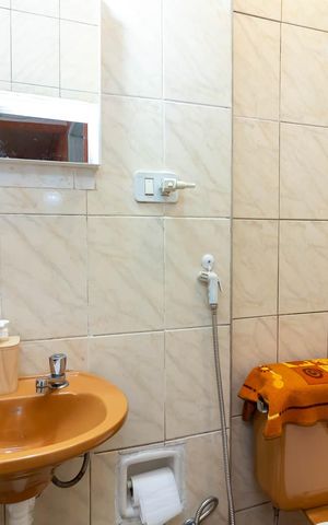 Casa à venda com 140m², 5 quartos e 2 vagasEdícula - Banheiro