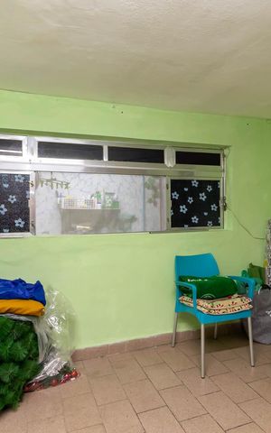 Casa à venda com 140m², 5 quartos e 2 vagasEdícula - Quarto 3