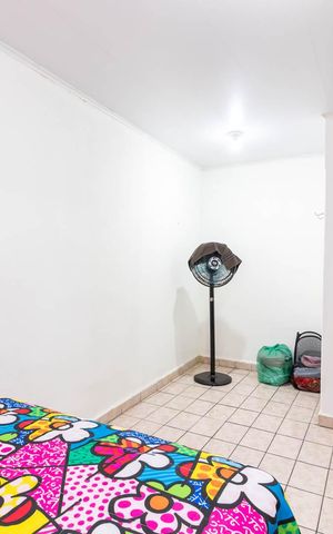 Casa à venda com 140m², 5 quartos e 2 vagasEdícula - Quarto 2