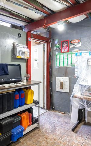Casa à venda com 140m², 5 quartos e 2 vagasGaragem