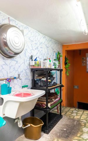 Casa à venda com 140m², 5 quartos e 2 vagasEdícula - Área de Serviço