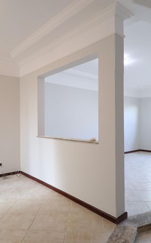 Casa para alugar com 200m², 4 quartos e 2 vagasSala 