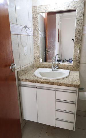 Casa para alugar com 200m², 4 quartos e 2 vagasBanheiro do Quarto 2