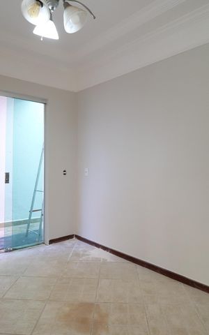 Casa para alugar com 200m², 4 quartos e 2 vagasSala 