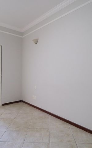 Casa para alugar com 200m², 4 quartos e 2 vagasQuarto 3 - Suíte