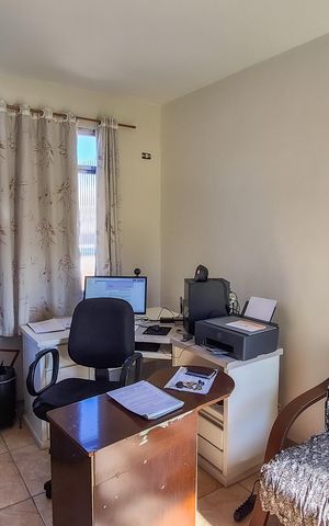 Casa à venda com 179m², 2 quartos e sem vaga Casa à venda com 179m², 2 quartos e sem vagaSala 1° andar