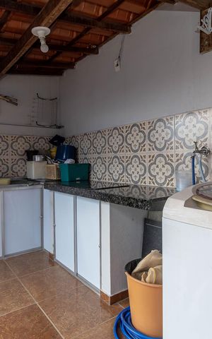 Apartamento à venda com 200m², 4 quartos e 2 vagas Apartamento à venda com 200m², 4 quartos e 2 vagasÁrea de Serviço e Churrasqueira
