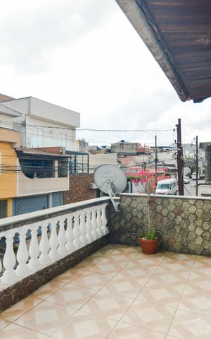 Casa à venda com 242m², 5 quartos e 2 vagasVaranda  da Suíte 